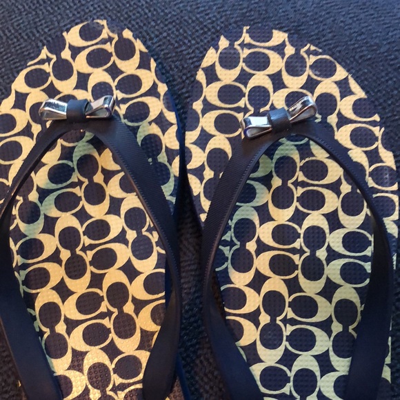 Coach Flip Flops - Picture 5 of 6